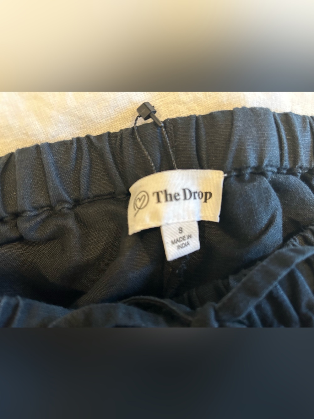 The Drop Women's Black Elastic Waist Shorts - S